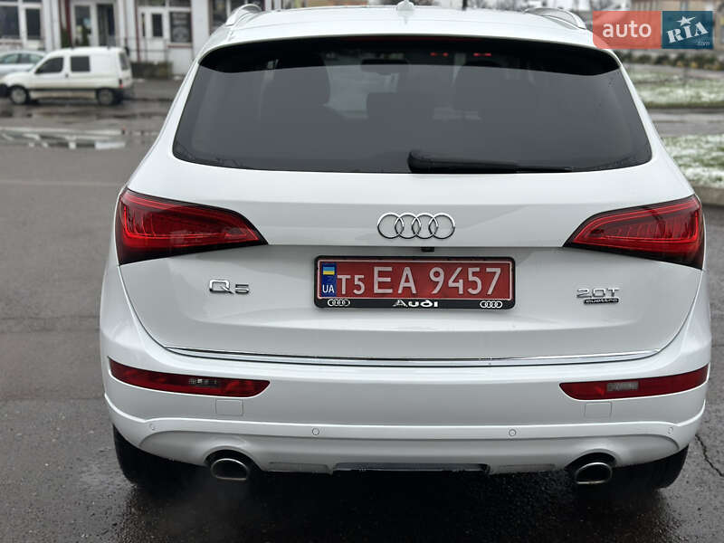 Внедорожник / Кроссовер Audi Q5 2015 в Дубно