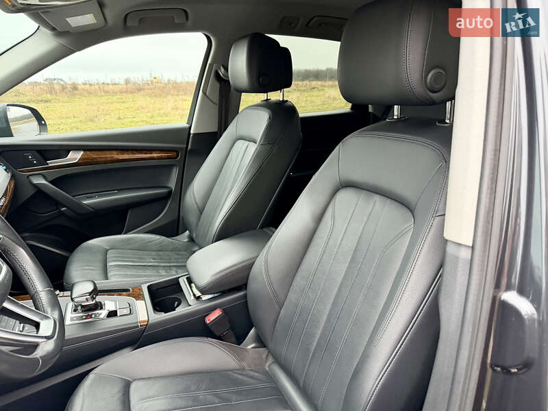 Позашляховик / Кросовер Audi Q5 2018 в Вінниці