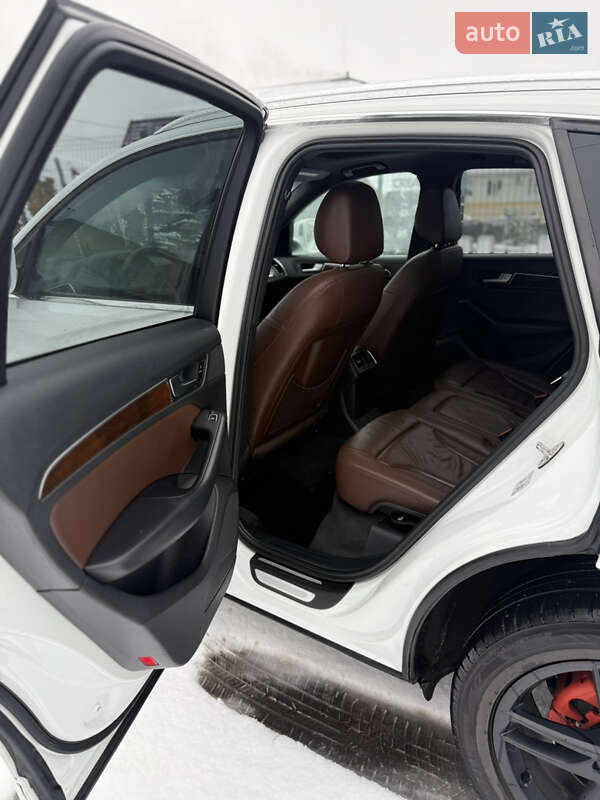 Внедорожник / Кроссовер Audi Q5 2014 в Ровно