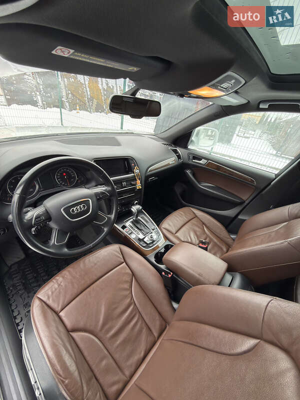 Внедорожник / Кроссовер Audi Q5 2014 в Ровно