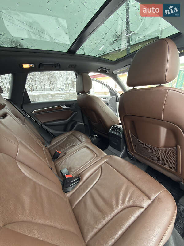 Внедорожник / Кроссовер Audi Q5 2014 в Ровно