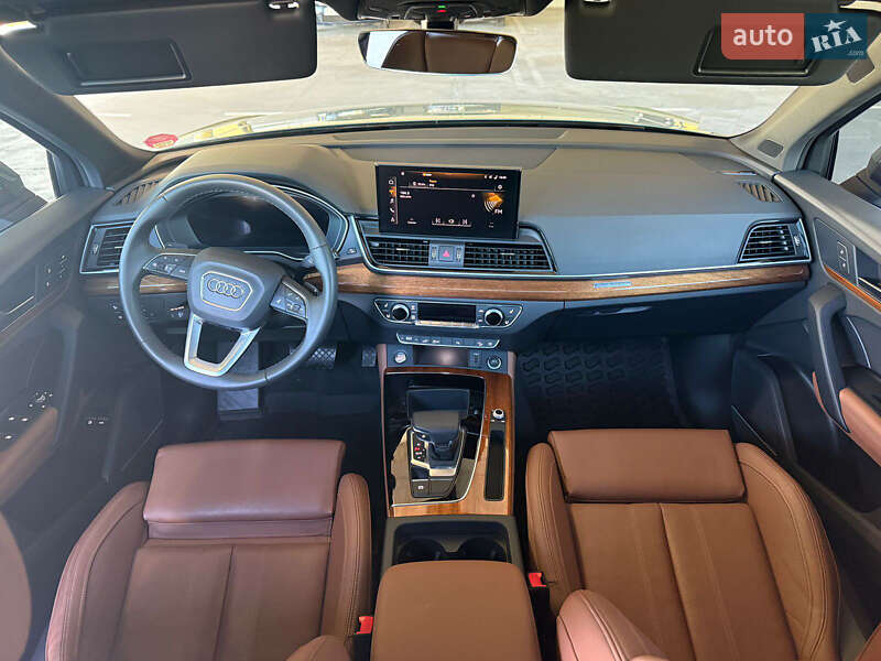 Позашляховик / Кросовер Audi Q5 2023 в Києві