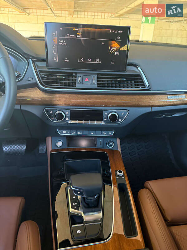 Позашляховик / Кросовер Audi Q5 2023 в Києві