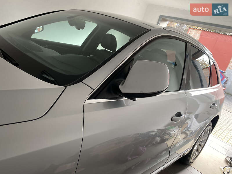 Позашляховик / Кросовер Audi Q5 2013 в Луцьку фото 44 Позашляховик / Кросовер Audi Q5 2013 в Луцьку