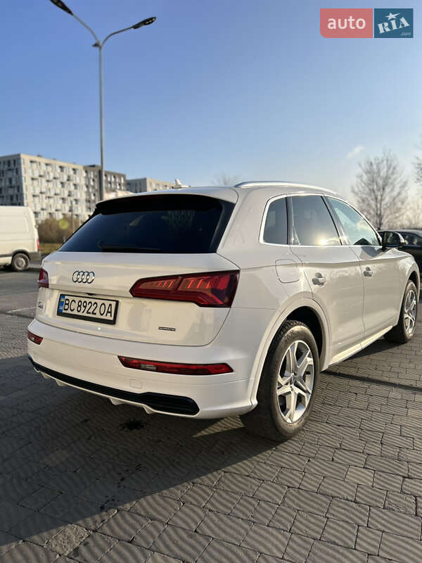Позашляховик / Кросовер Audi Q5 2019 в Львові фото 3 Позашляховик / Кросовер Audi Q5 2019 в Львові