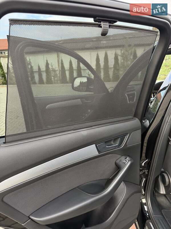 Позашляховик / Кросовер Audi Q5 2015 в Золочеві