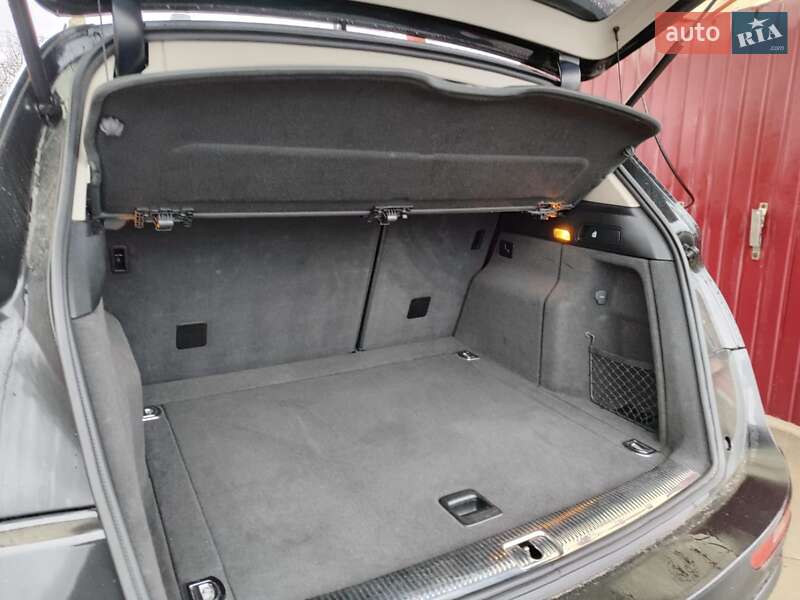 Позашляховик / Кросовер Audi Q5 2011 в Чернігові