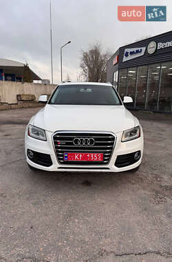 Позашляховик / Кросовер Audi Q5 2015 в Запоріжжі