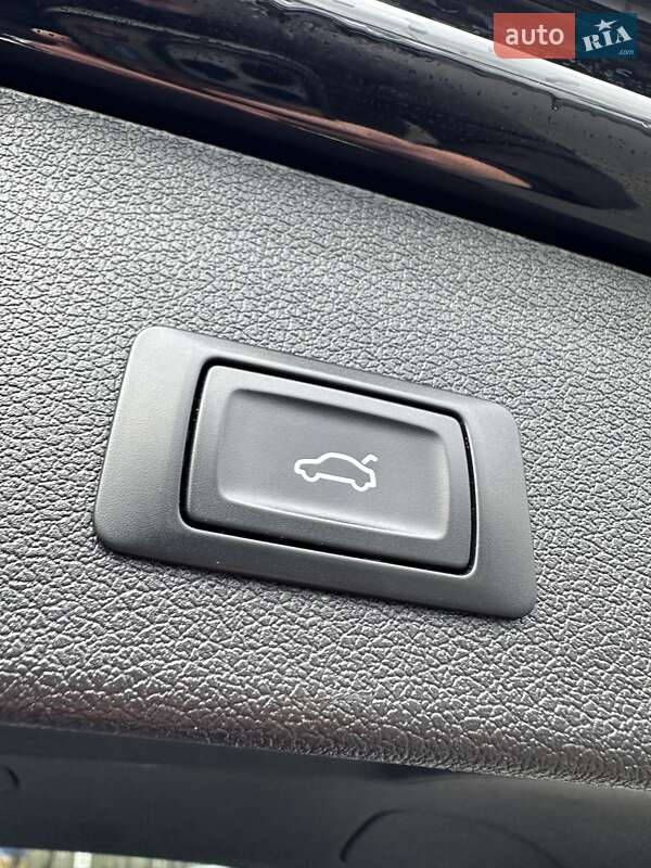 Внедорожник / Кроссовер Audi Q5 2015 в Белогородке