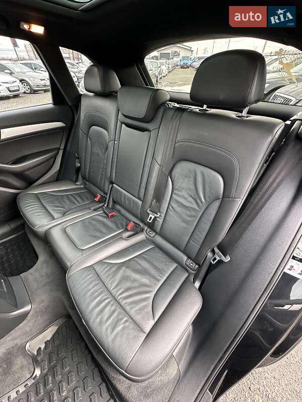 Внедорожник / Кроссовер Audi Q5 2015 в Белогородке