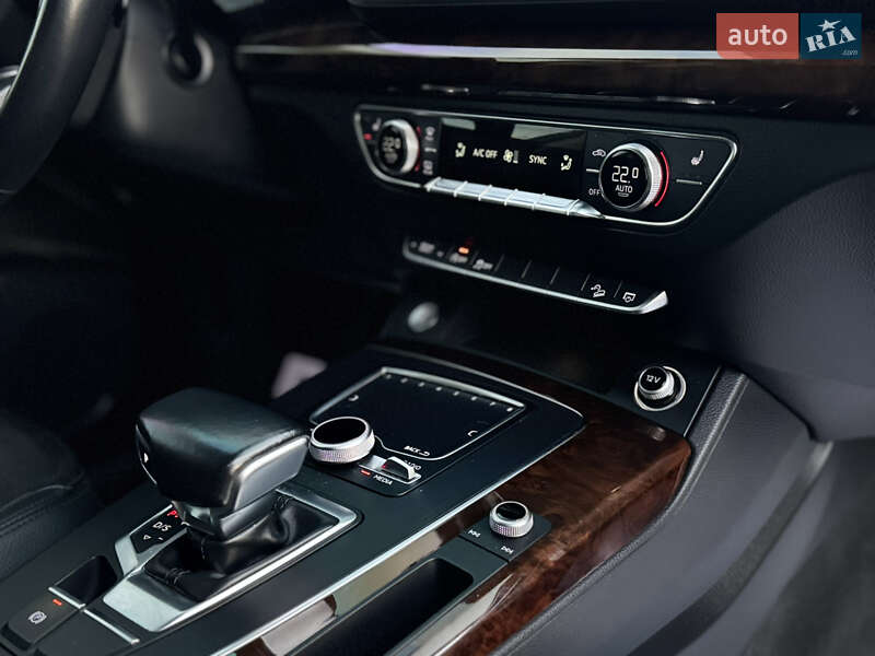 Внедорожник / Кроссовер Audi Q5 2017 в Трускавце фото 53 Внедорожник / Кроссовер Audi Q5 2017 в Трускавце