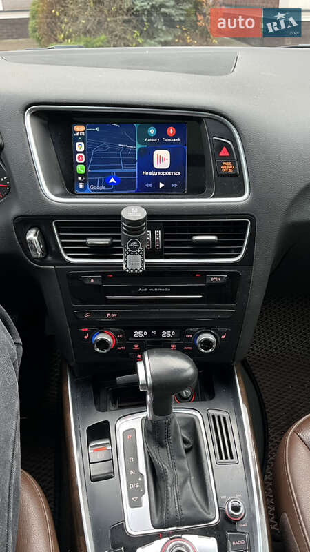 Позашляховик / Кросовер Audi Q5 2015 в Києві