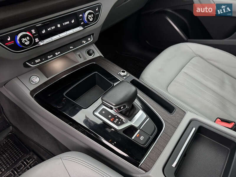 Внедорожник / Кроссовер Audi Q5 2020 в Сумах