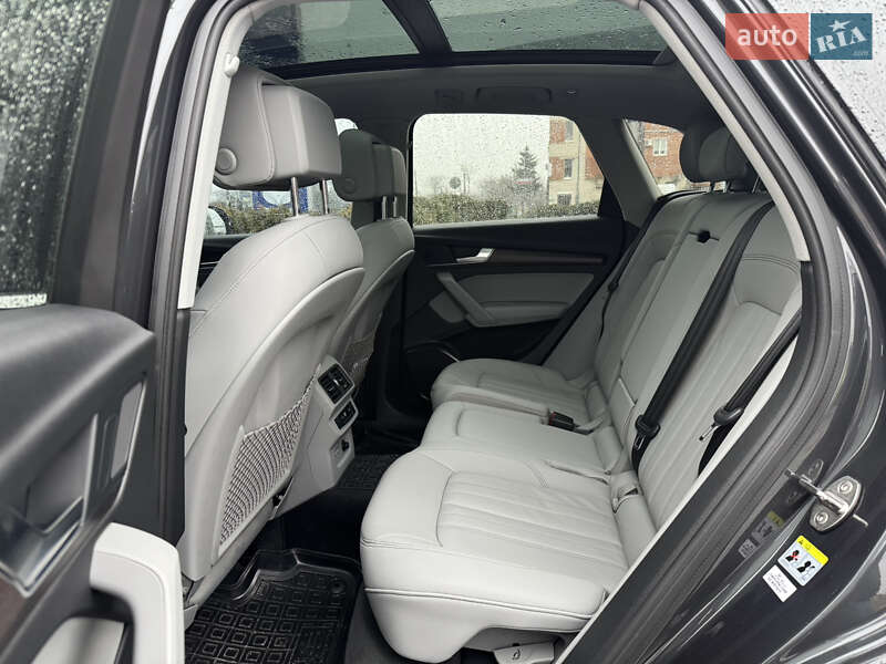 Внедорожник / Кроссовер Audi Q5 2020 в Сумах