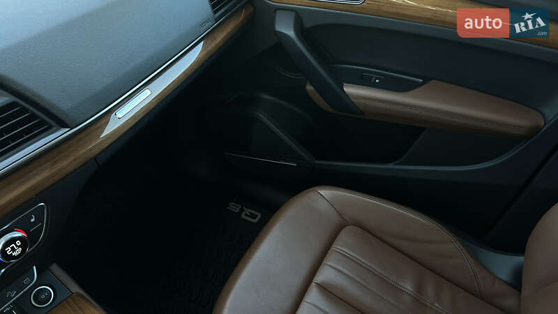 Позашляховик / Кросовер Audi Q5 2020 в Львові фото 14 Позашляховик / Кросовер Audi Q5 2020 в Львові