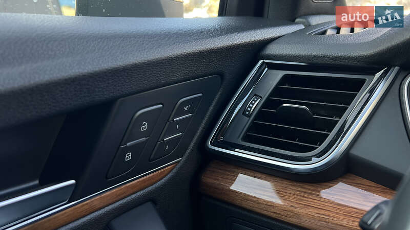 Позашляховик / Кросовер Audi Q5 2020 в Львові фото 16 Позашляховик / Кросовер Audi Q5 2020 в Львові