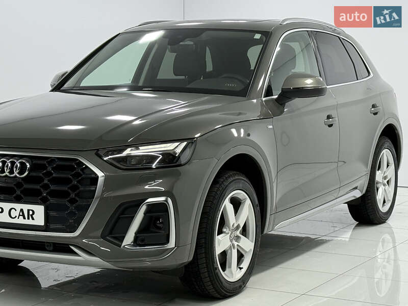 Позашляховик / Кросовер Audi Q5 2022 в Одесі