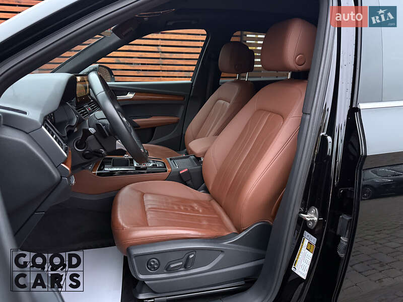 Внедорожник / Кроссовер Audi Q5 2021 в Одессе