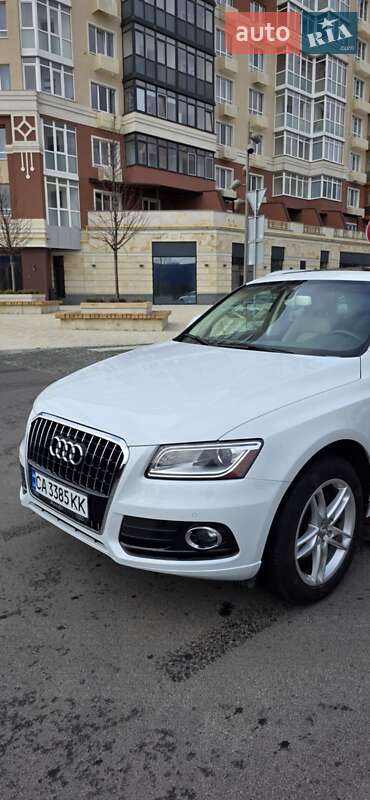 Позашляховик / Кросовер Audi Q5 2012 в Умані