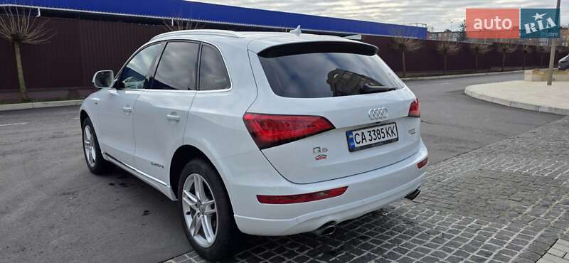 Позашляховик / Кросовер Audi Q5 2012 в Умані