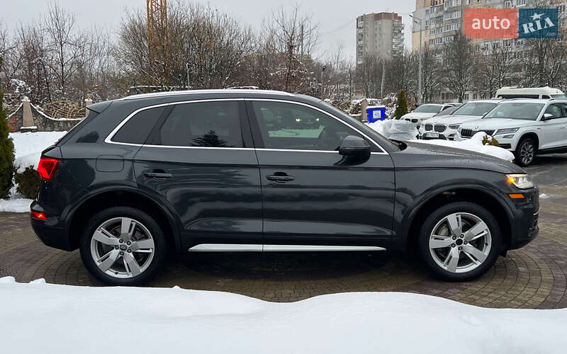 Внедорожник / Кроссовер Audi Q5 2017 в Львове