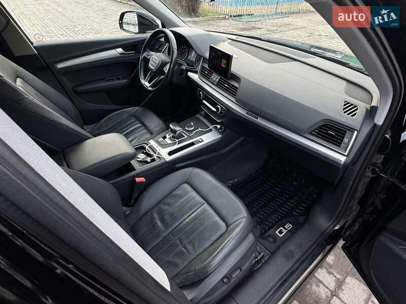 Позашляховик / Кросовер Audi Q5 2017 в Ковелі