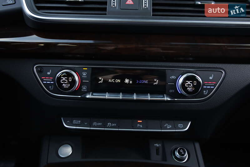 Позашляховик / Кросовер Audi Q5 2018 в Луцьку