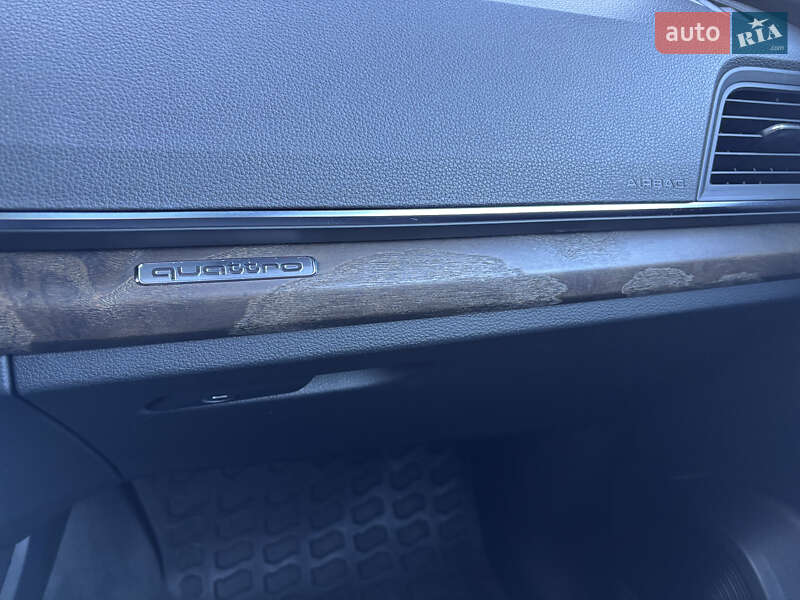 Внедорожник / Кроссовер Audi Q5 2017 в Дрогобыче