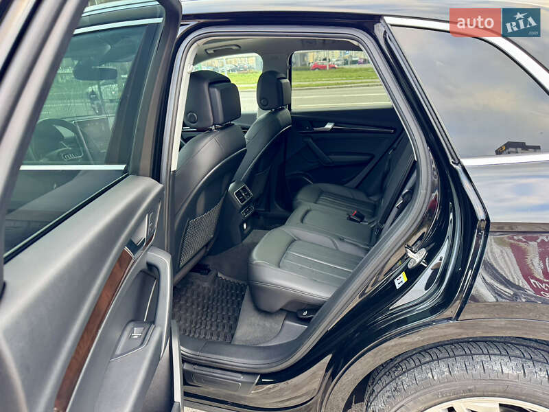 Внедорожник / Кроссовер Audi Q5 2018 в Киеве фото 37 Внедорожник / Кроссовер Audi Q5 2018 в Киеве