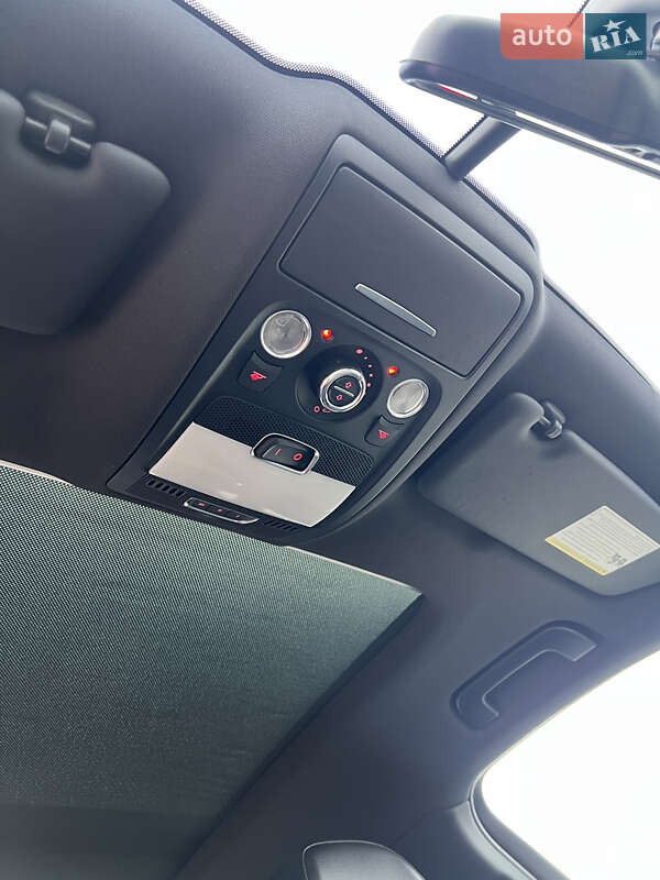 Позашляховик / Кросовер Audi Q5 2017 в Нововолинську