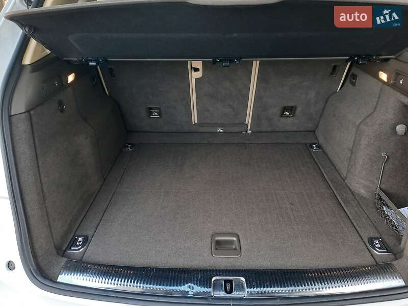 Позашляховик / Кросовер Audi Q5 2015 в Бурштині фото 16 Позашляховик / Кросовер Audi Q5 2015 в Бурштині