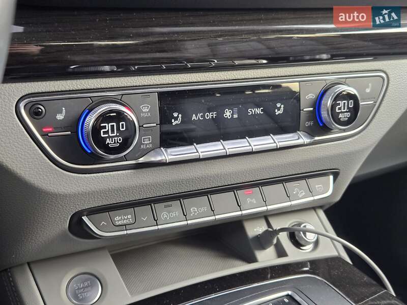 Внедорожник / Кроссовер Audi Q5 2019 в Киеве