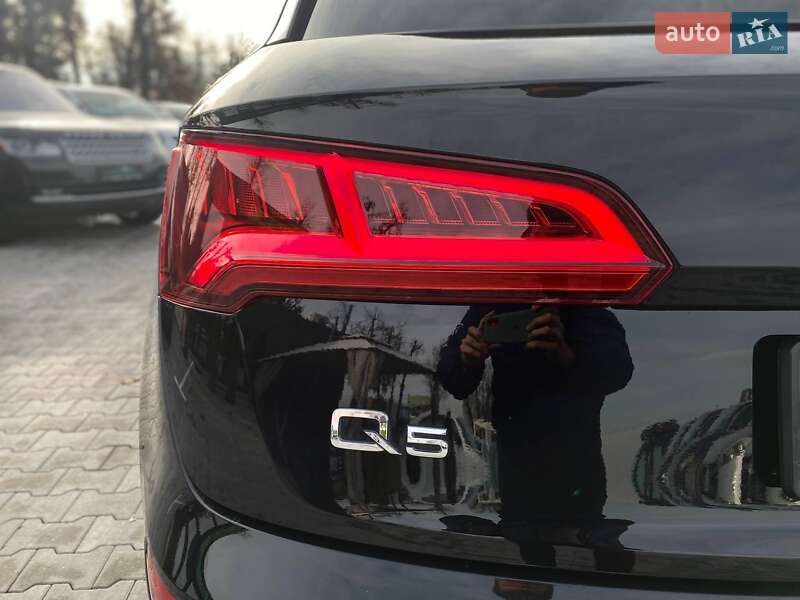 Позашляховик / Кросовер Audi Q5 2018 в Києві
