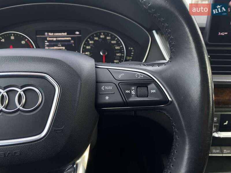 Позашляховик / Кросовер Audi Q5 2018 в Києві