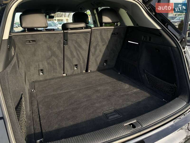 Позашляховик / Кросовер Audi Q5 2018 в Києві