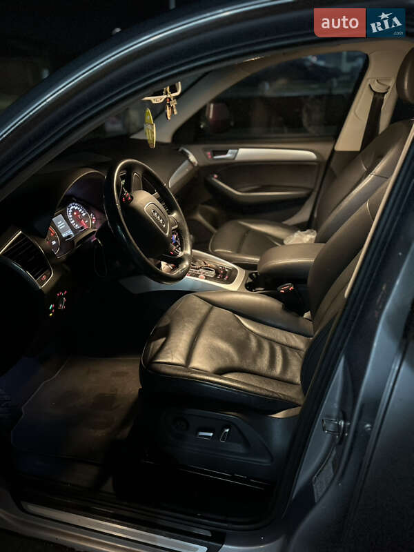 Позашляховик / Кросовер Audi Q5 2017 в Коломиї