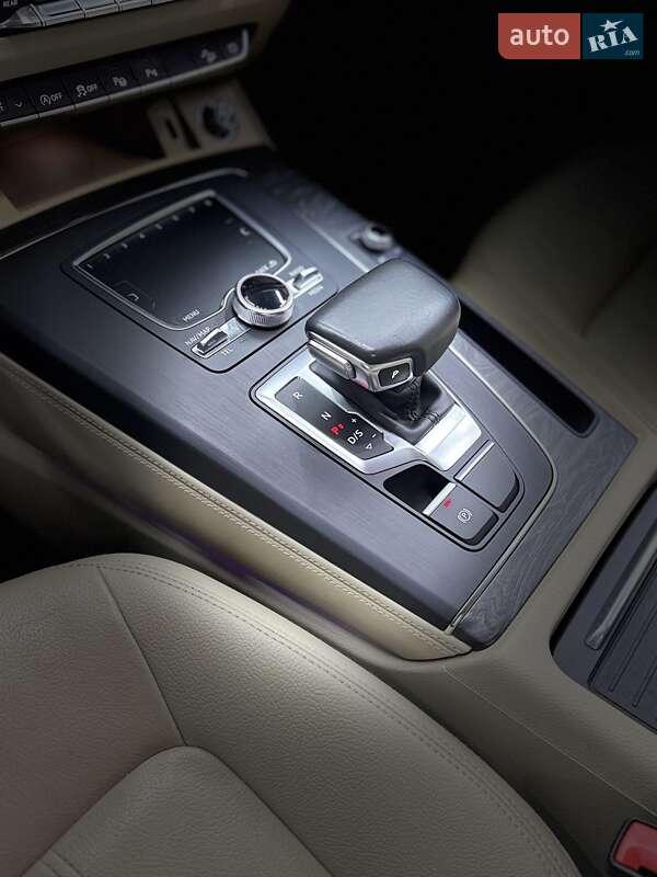 Внедорожник / Кроссовер Audi Q5 2019 в Коломые