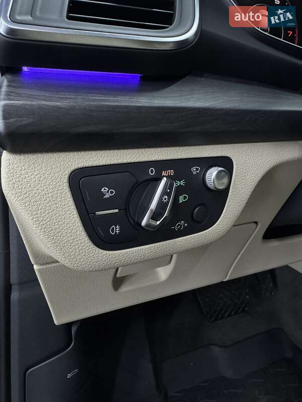 Внедорожник / Кроссовер Audi Q5 2019 в Коломые