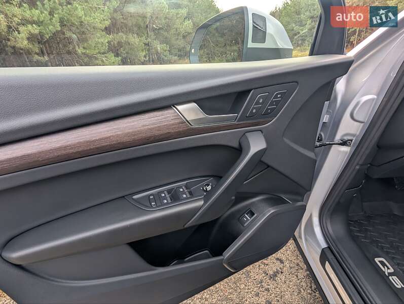 Позашляховик / Кросовер Audi Q5 2024 в Борисполі