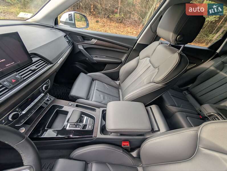 Позашляховик / Кросовер Audi Q5 2024 в Борисполі