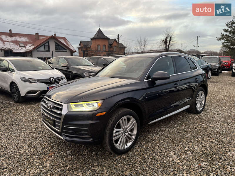 Внедорожник / Кроссовер Audi Q5 2017 в Ивано-Франковске
