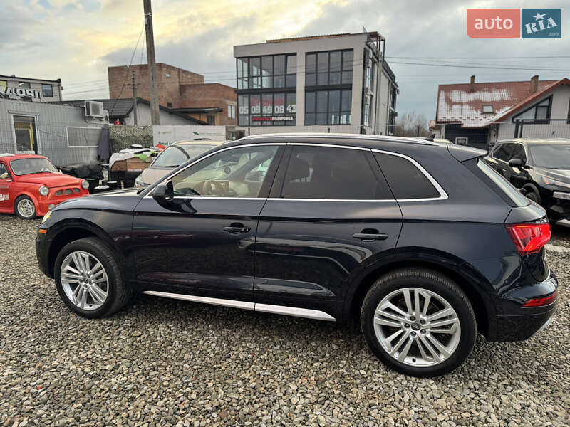 Внедорожник / Кроссовер Audi Q5 2017 в Ивано-Франковске