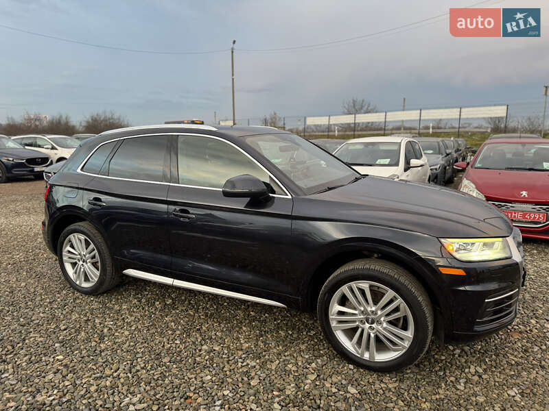 Внедорожник / Кроссовер Audi Q5 2017 в Ивано-Франковске