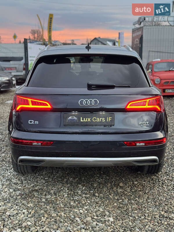 Внедорожник / Кроссовер Audi Q5 2017 в Ивано-Франковске