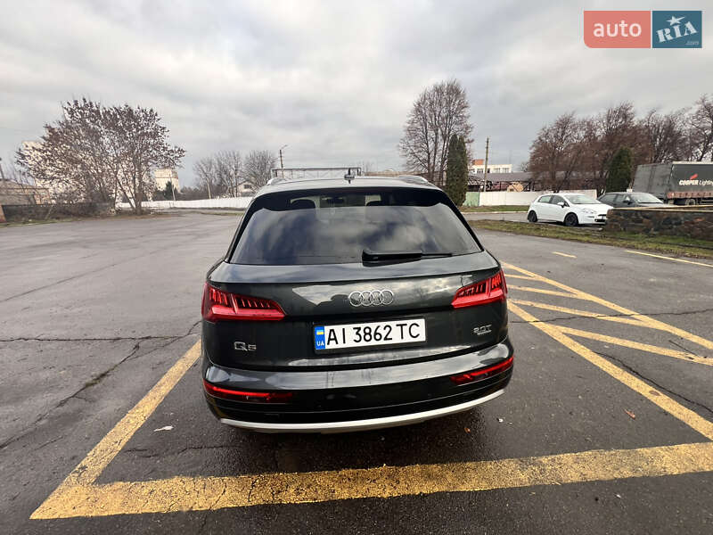 Внедорожник / Кроссовер Audi Q5 2017 в Белой Церкви