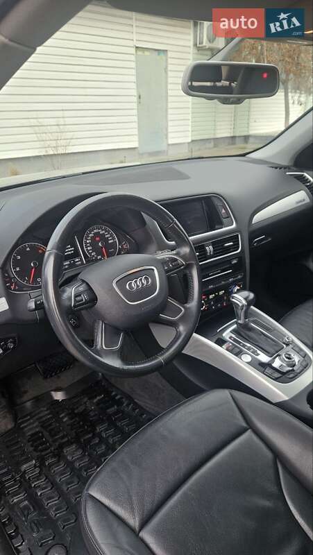 Внедорожник / Кроссовер Audi Q5 2015 в Киеве