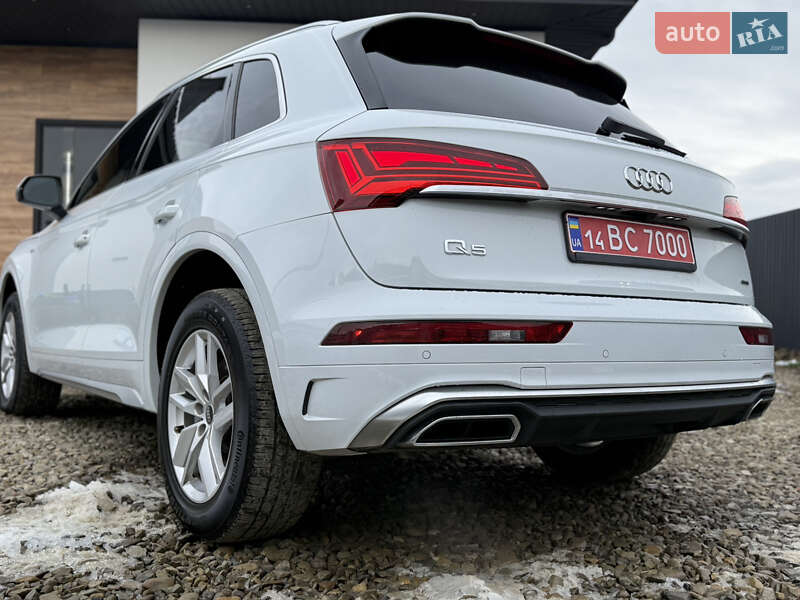 Позашляховик / Кросовер Audi Q5 2024 в Стрию