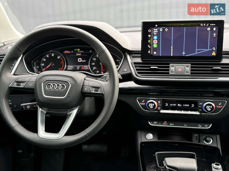 Позашляховик / Кросовер Audi Q5 2024 в Стрию