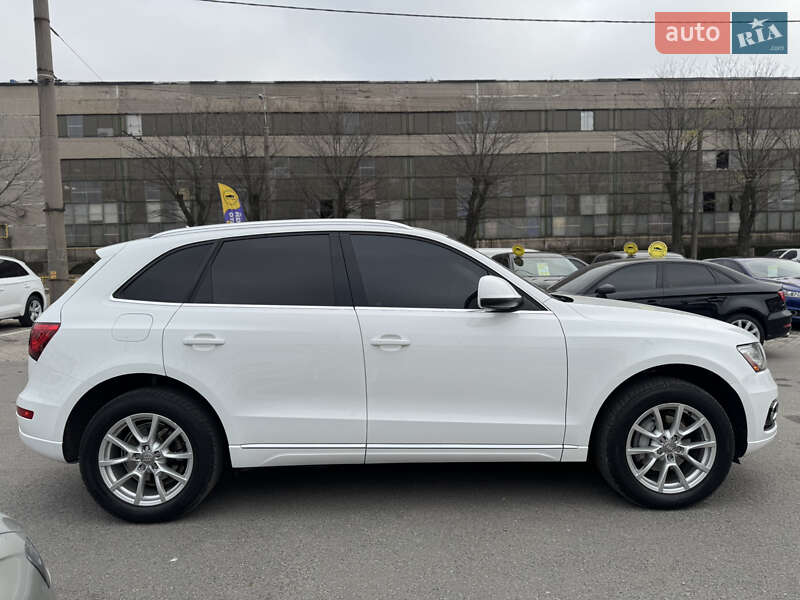 Внедорожник / Кроссовер Audi Q5 2014 в Днепре
