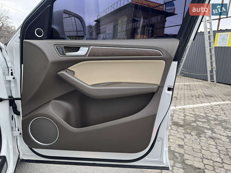 Внедорожник / Кроссовер Audi Q5 2014 в Днепре